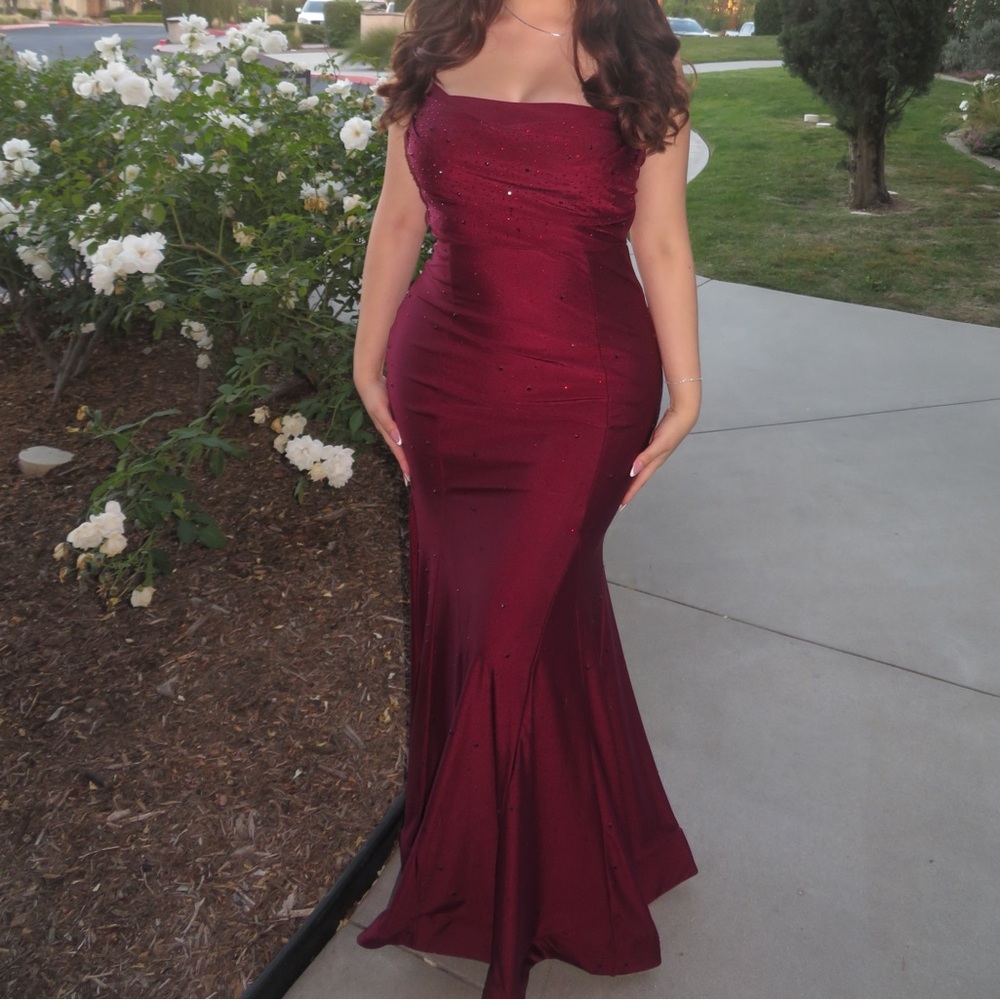 Windsor Strapless Burgundy Dress